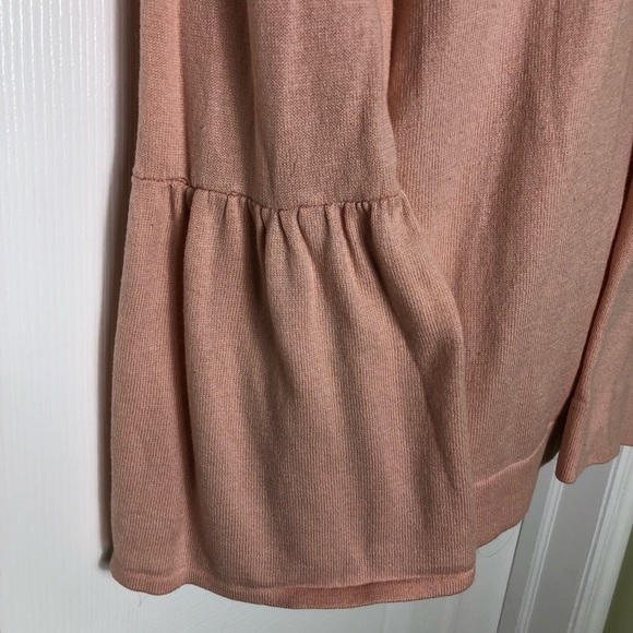CALVIN KLEIN | Blush Bell-Sleeve Sweater - Picture 4 of 4